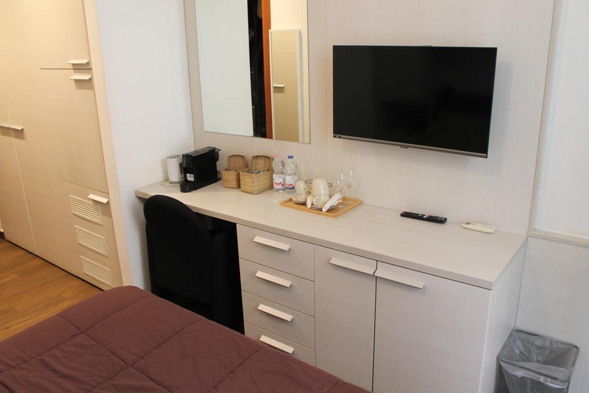 Andenis Tiber House Hotel Rome Buitenkant foto