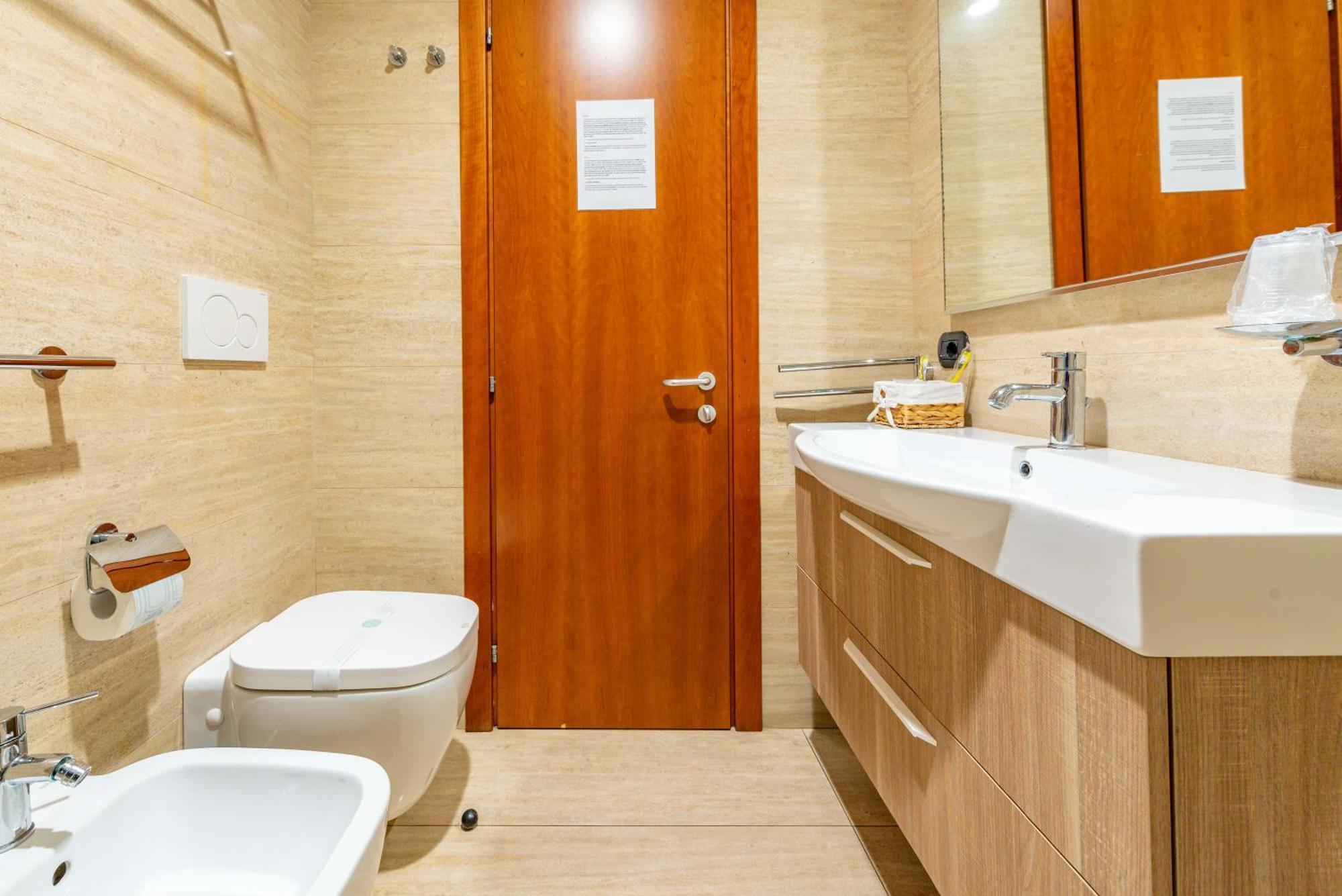 Andenis Tiber House Hotel Rome Buitenkant foto